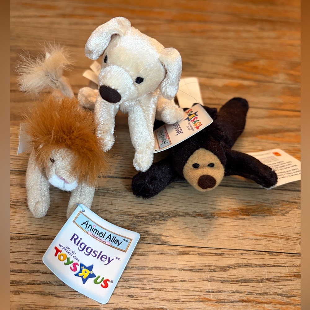 Vintage Toys R Us Animal Alley Beanie Babies